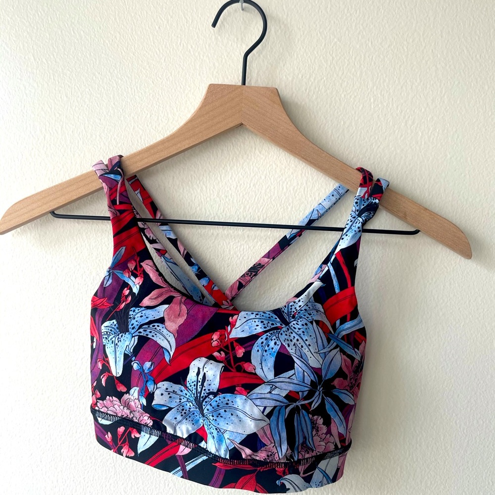 Lululemon Energy Bra- Floral Print. size 6